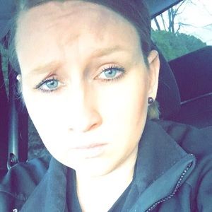 Meet your Posher, Hailey